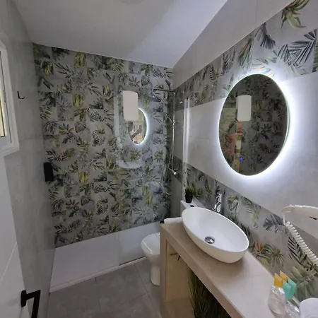 Noiro Centro * 베니돔